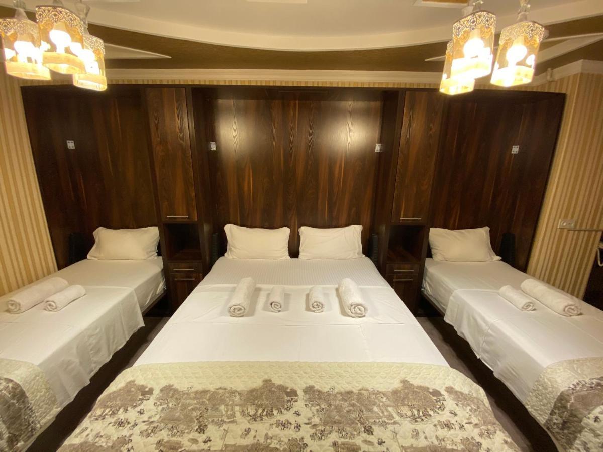 Budget Hotel And Hostel Tashkent Esterno foto