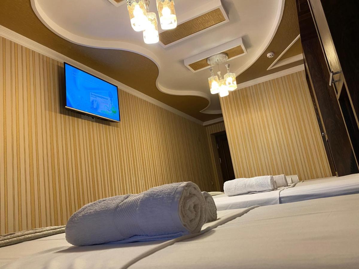 Budget Hotel And Hostel Tashkent Esterno foto