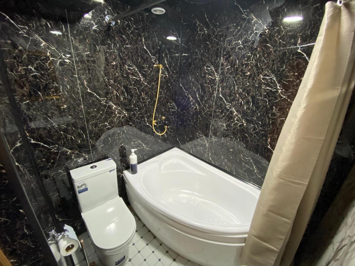 Budget Hotel And Hostel Tashkent Esterno foto