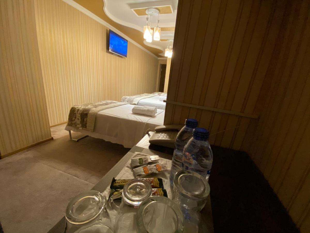 Budget Hotel And Hostel Tashkent Esterno foto