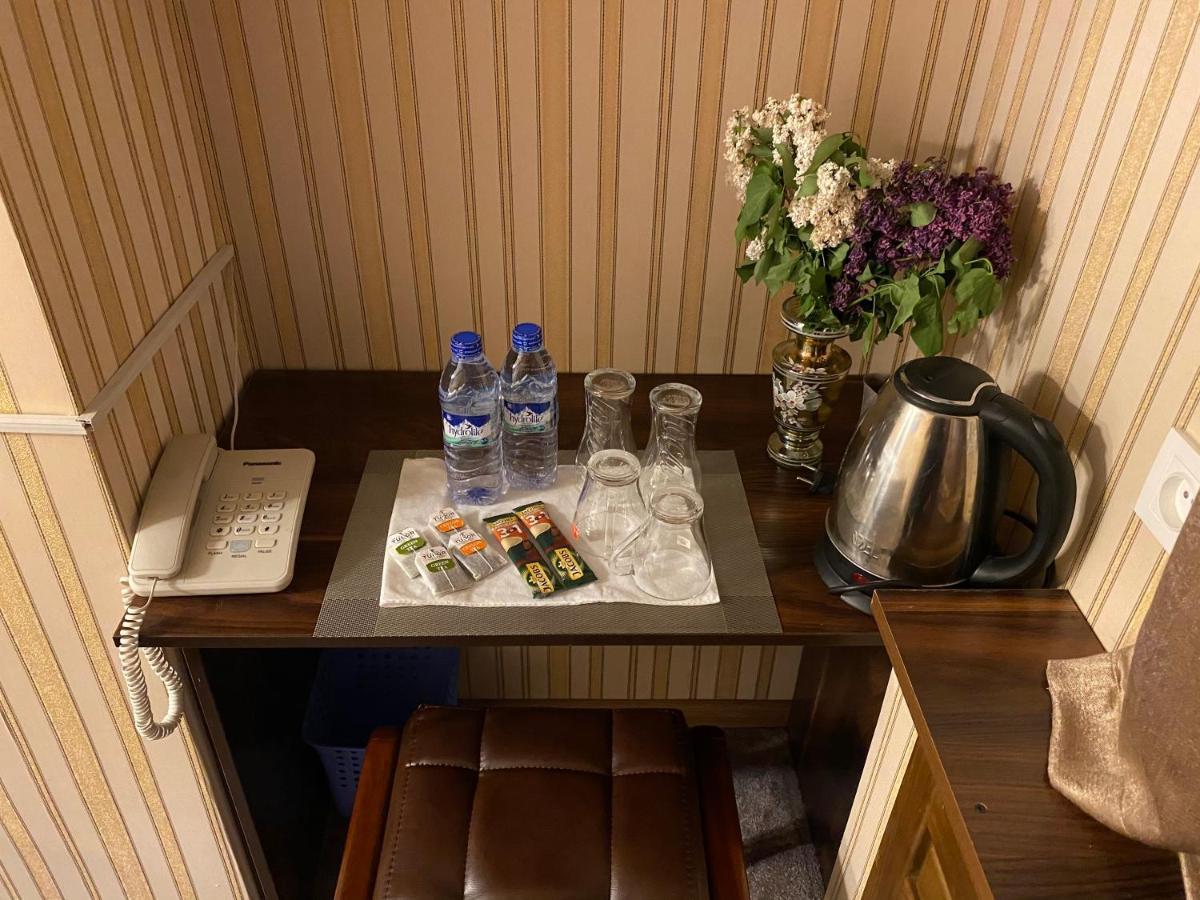 Budget Hotel And Hostel Tashkent Esterno foto