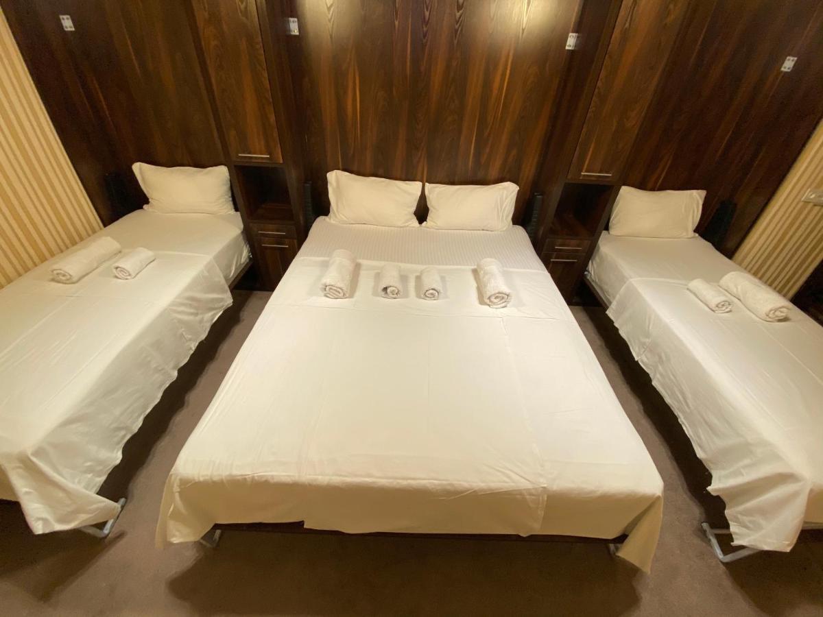 Budget Hotel And Hostel Tashkent Esterno foto