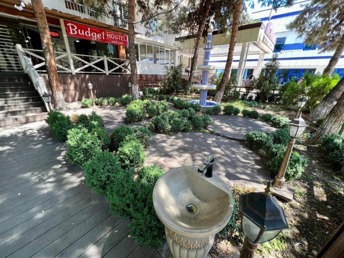 Budget Hotel And Hostel Tashkent Esterno foto
